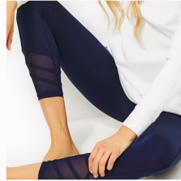 Lily Pulitzer luxletic weekender high rise leggings size small navy - Picture 3 of 8